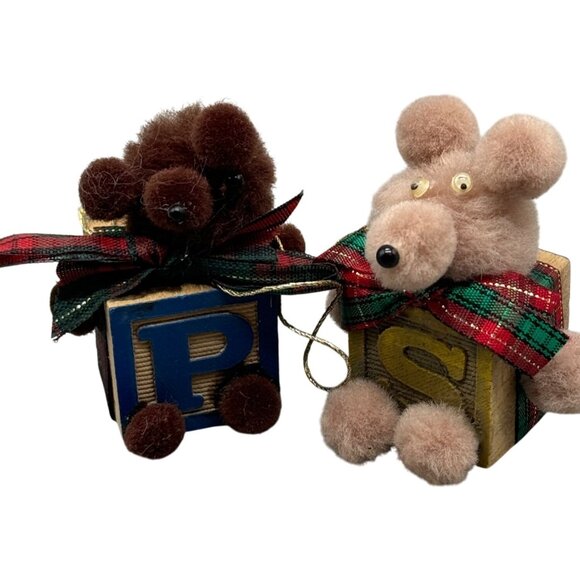 Vintage handmade Fuzzy Bear & Mouse Christmas Tree Ornaments On Alphabet Blocks - Picture 1 of 7